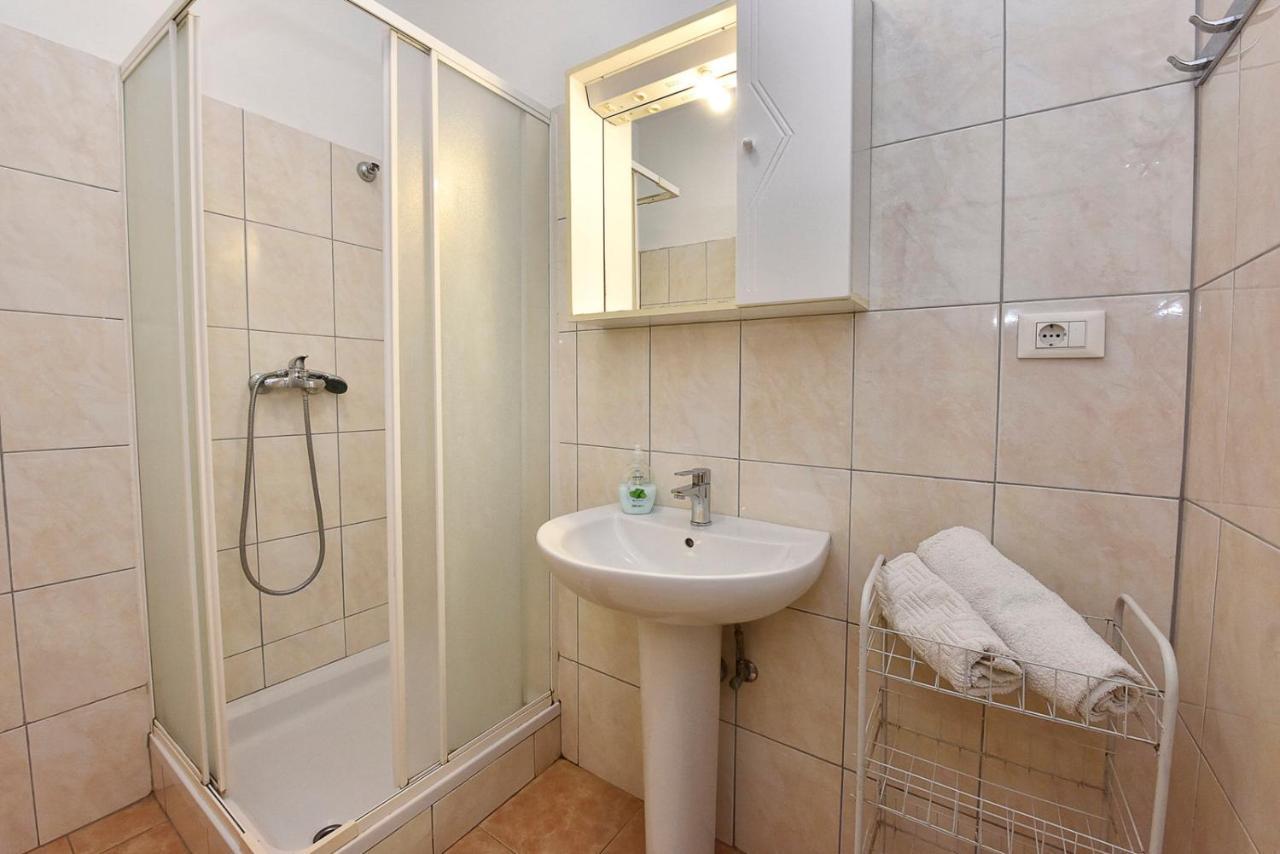 Apartments Denis Porec Ngoại thất bức ảnh